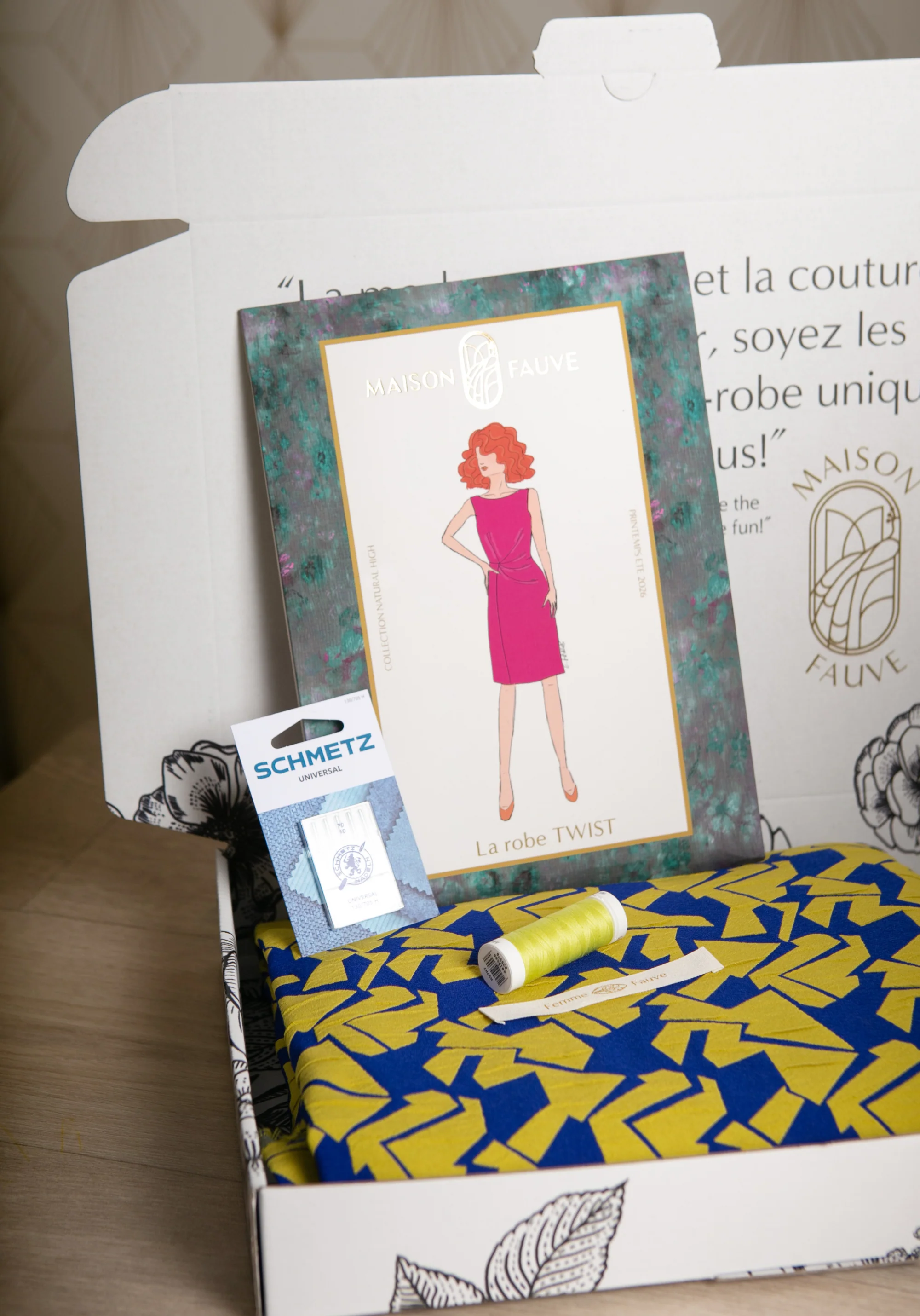 Box Couture - La Robe Drapée Twist - Image 23