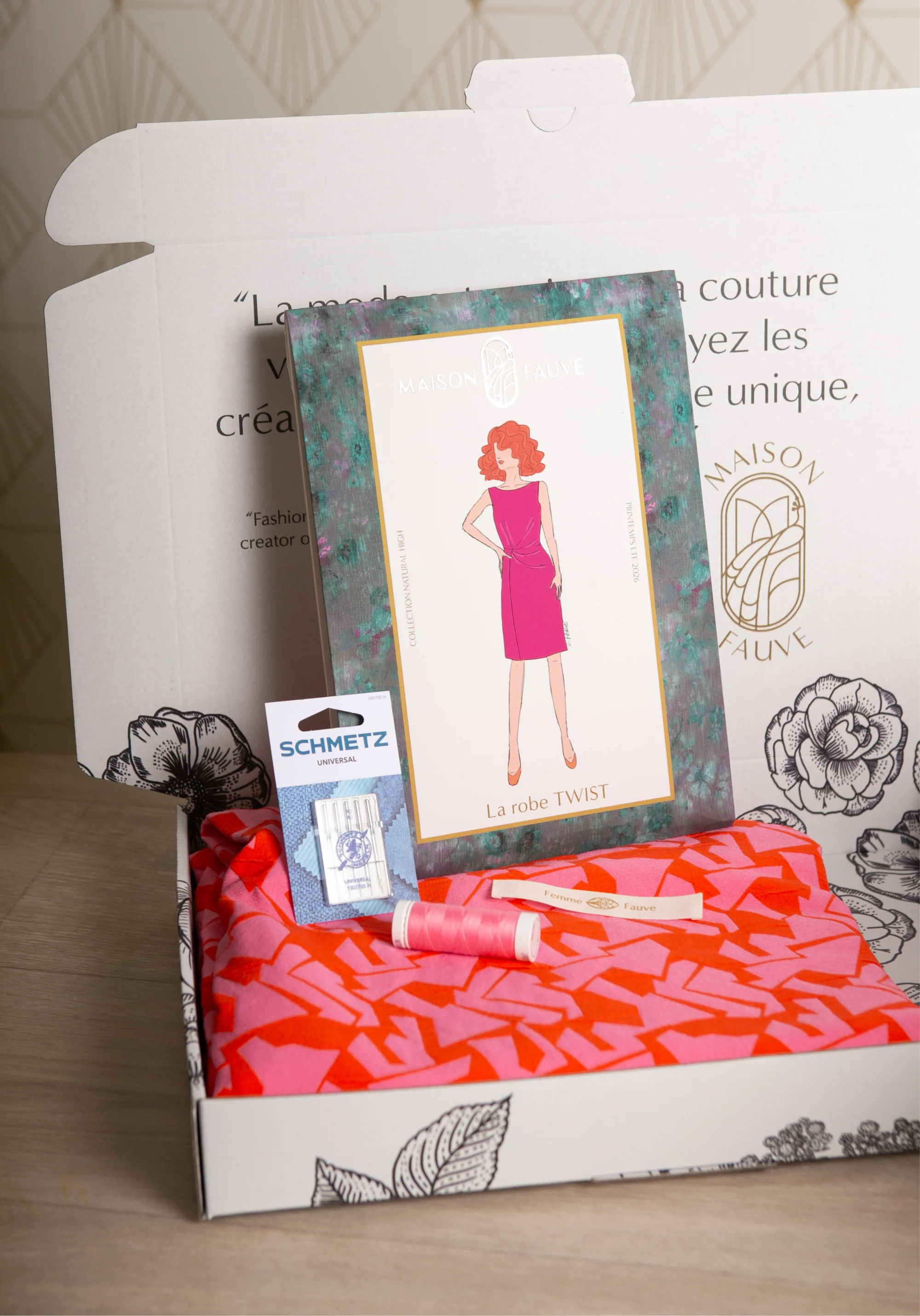 Box Couture - La Robe Drapée Twist - Image 5