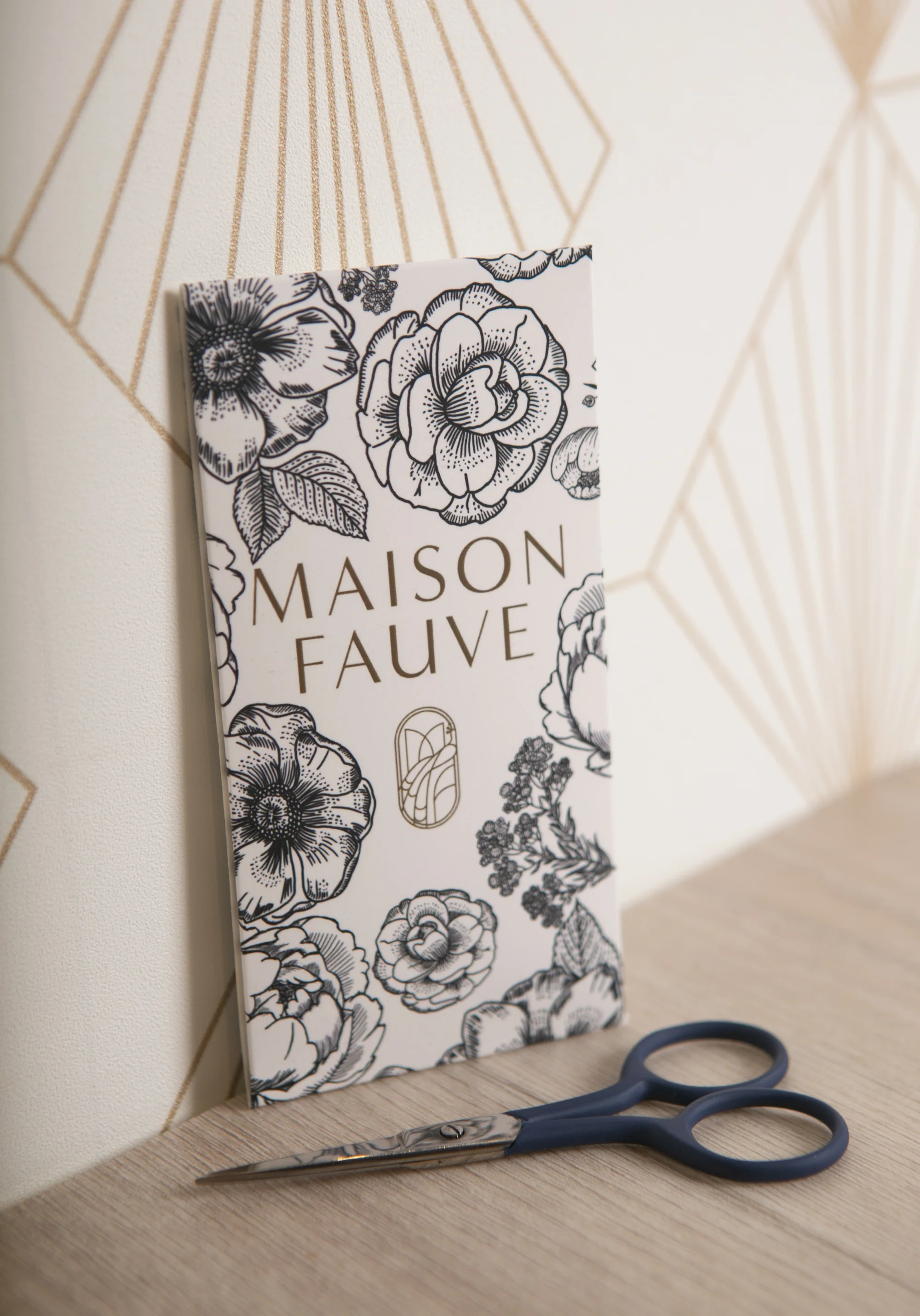 Ciseaux de brodeuse Maison Fauve – Bleu Marine - Image 3