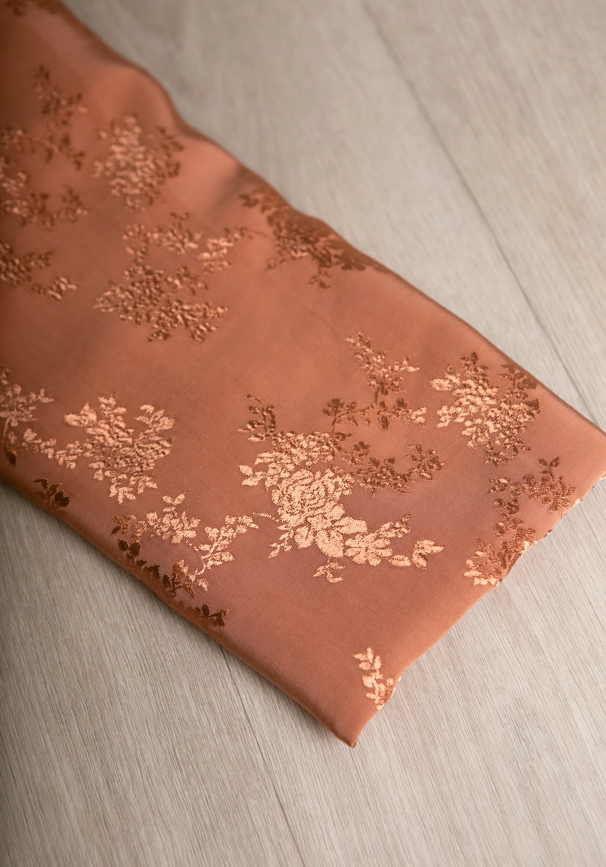 Tissu jacquard de viscose Poésie - Plusieurs couleurs - Image 15