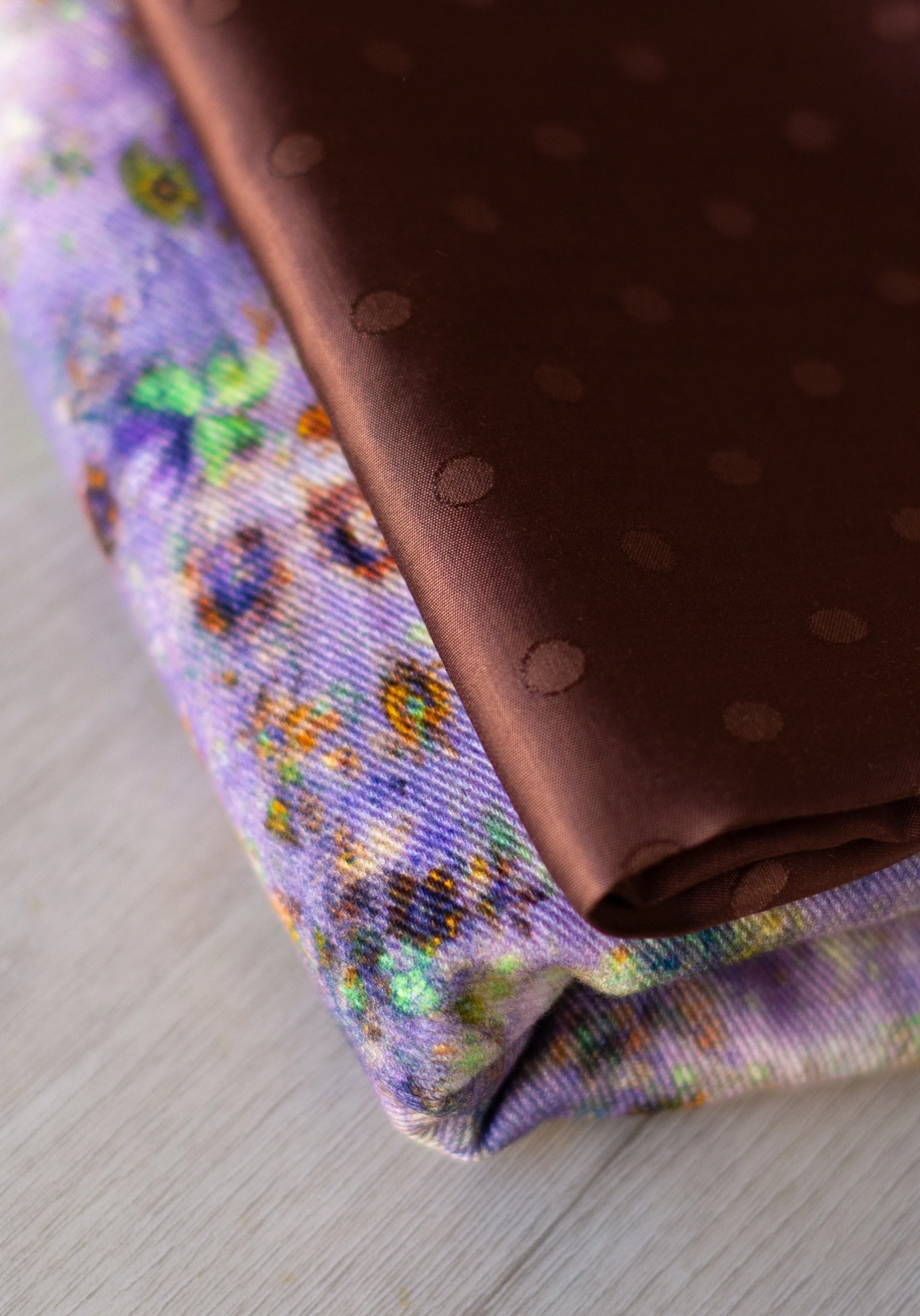 Tissu jacquard pois Lucente - Pour vêtements et doublures élégantes - Plusieurs couleurs - Image 4