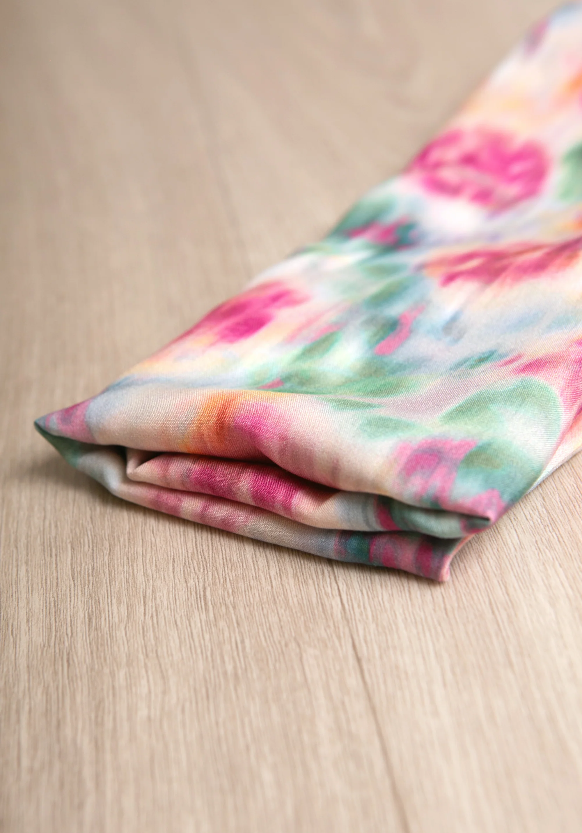 Tissu popeline de viscose imprimée Abstract Rose - Plusieurs coloris - Image 33