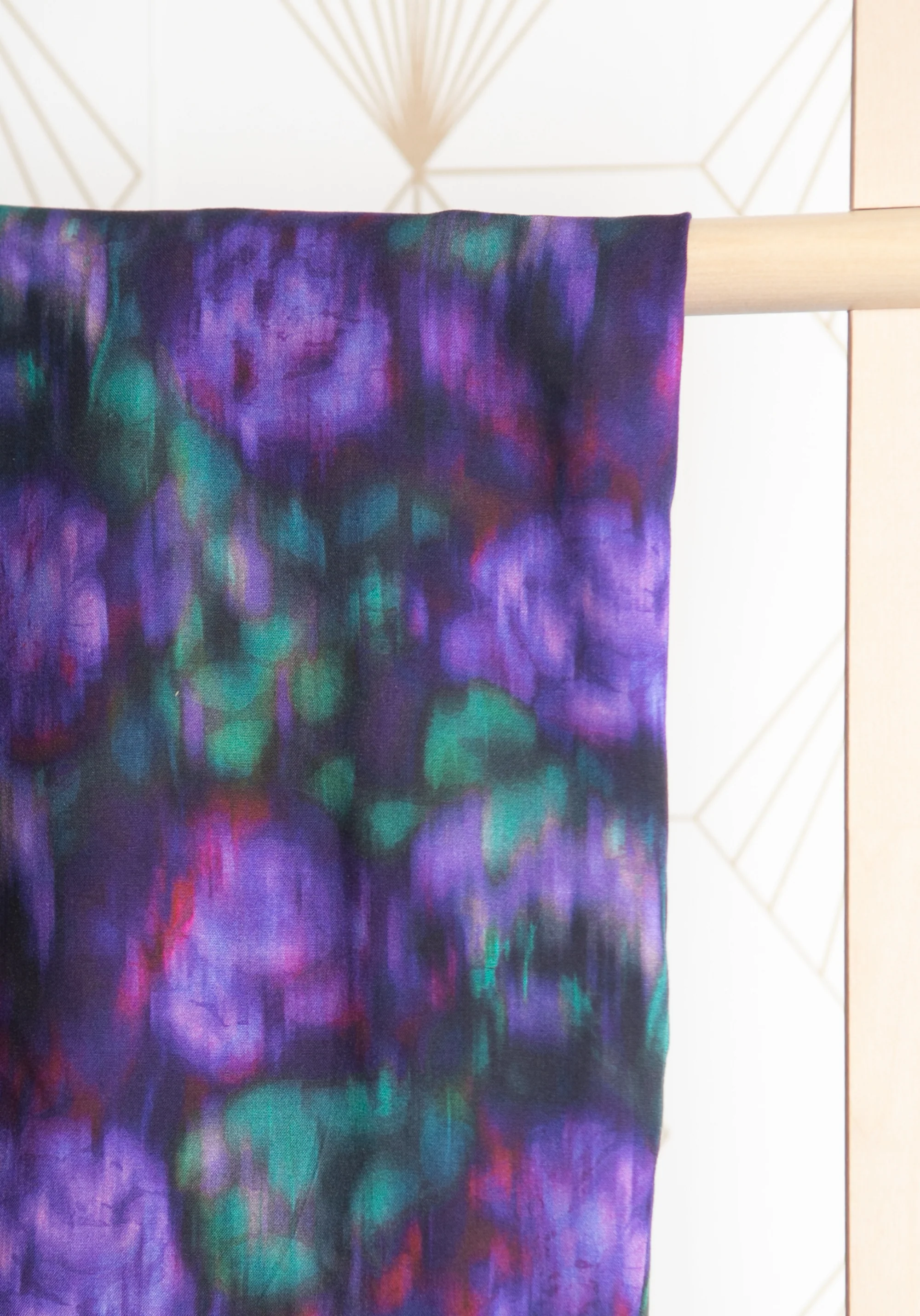 Tissu popeline de viscose imprimée Abstract Rose - Plusieurs coloris - Image 7
