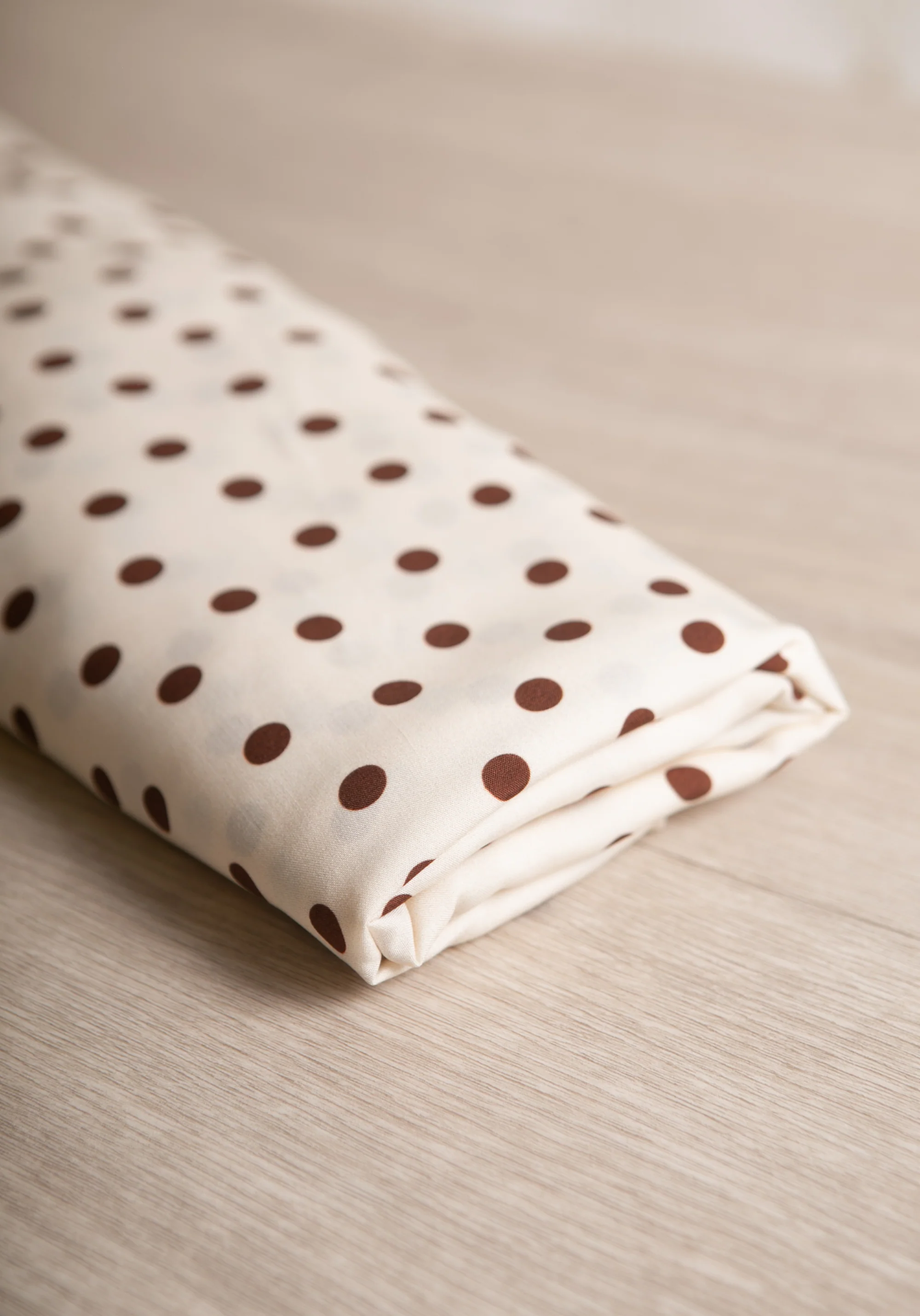 Tissu popeline de viscose imprimée Lunares - Plusieurs coloris - Image 9