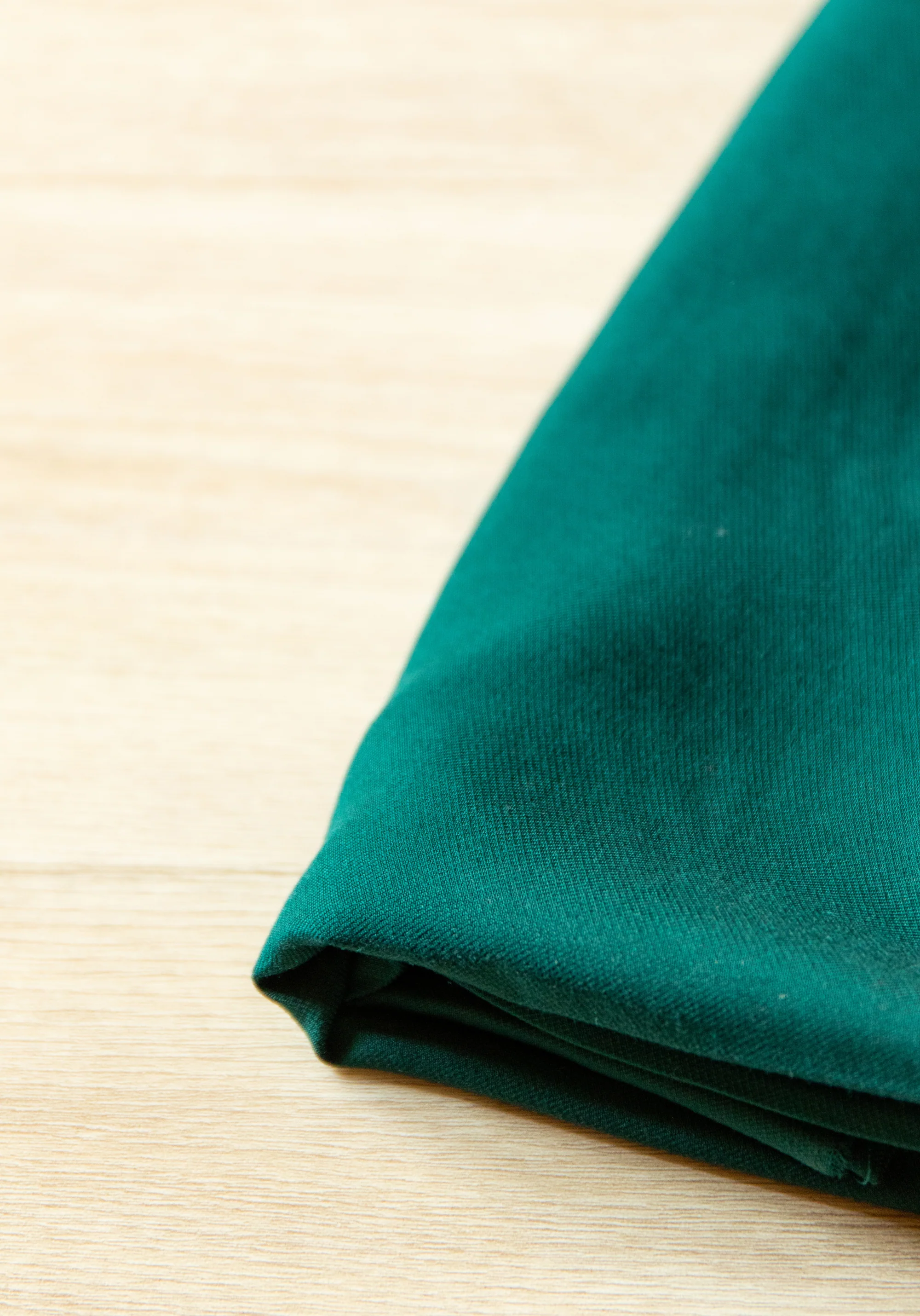 Tissu sergé de viscose uni - Plusieurs coloris - Image 23