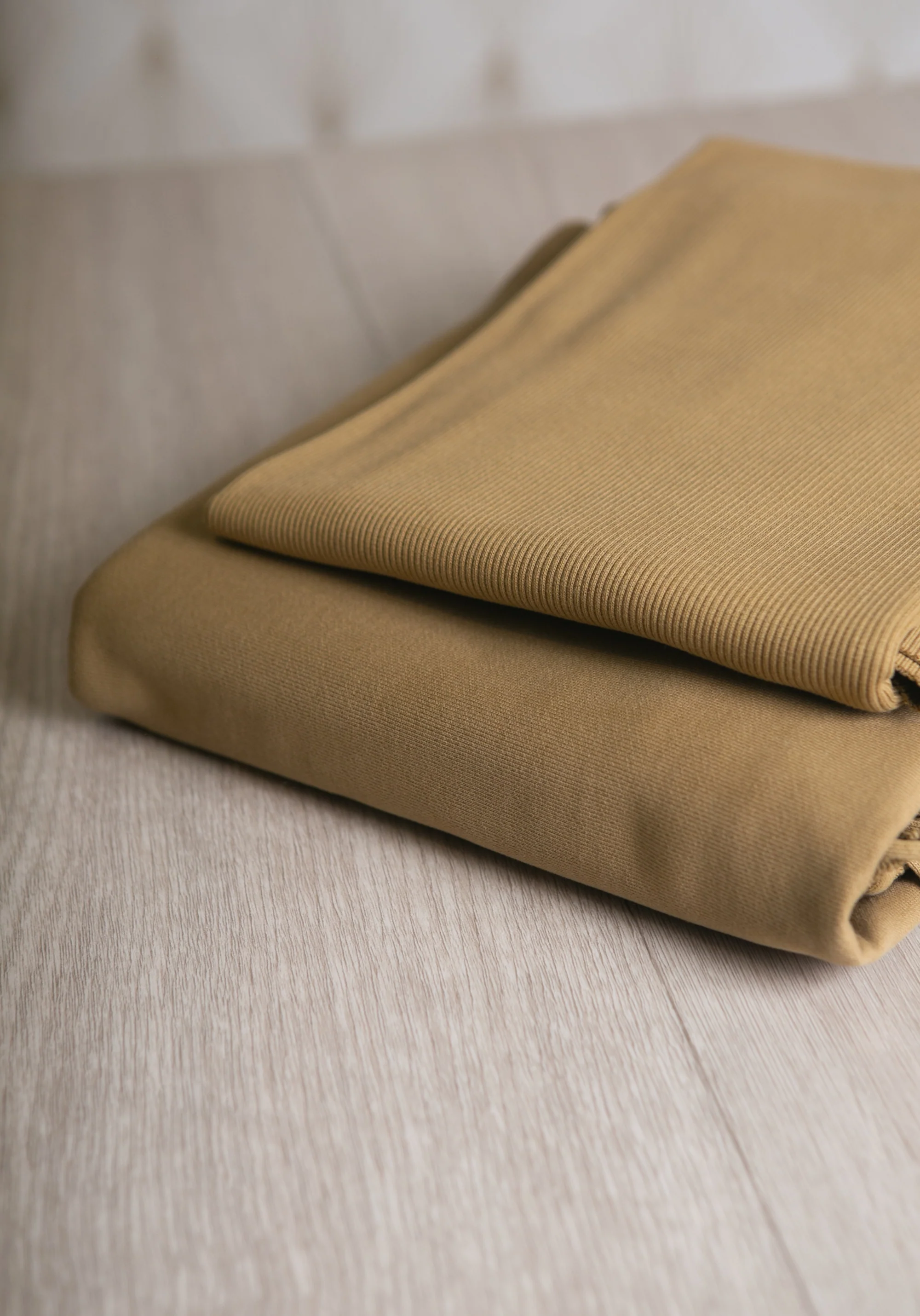 Tissu sweat French Terry - Coloris Cumin - Image 3